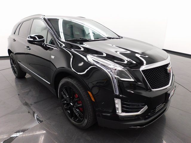 2023 Cadillac XT5 Sport