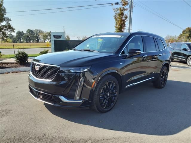 2023 Cadillac XT6 Premium Luxury