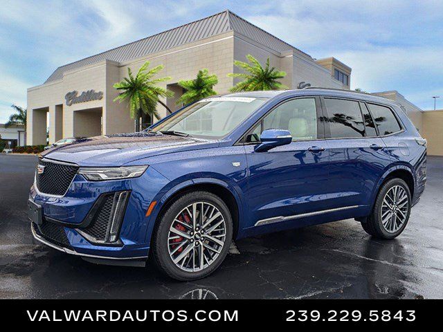 2023 Cadillac XT6 Sport