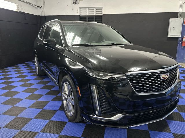 2023 Cadillac XT6 Premium Luxury