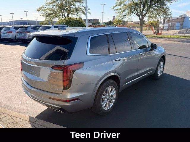 2023 Cadillac XT6 AWD Luxury