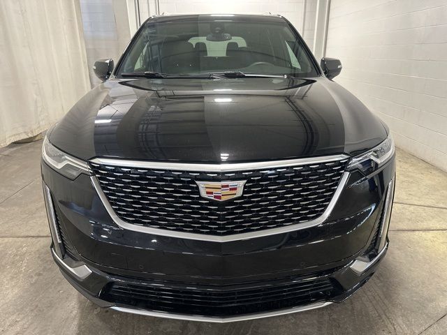 2023 Cadillac XT6 Luxury