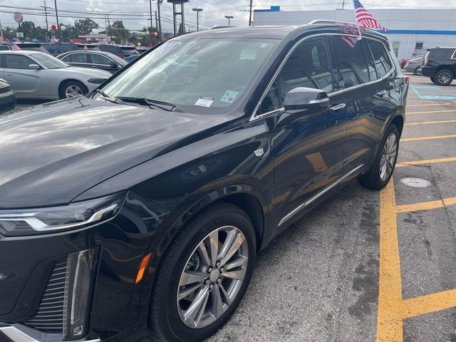 2023 Cadillac XT6 Premium Luxury