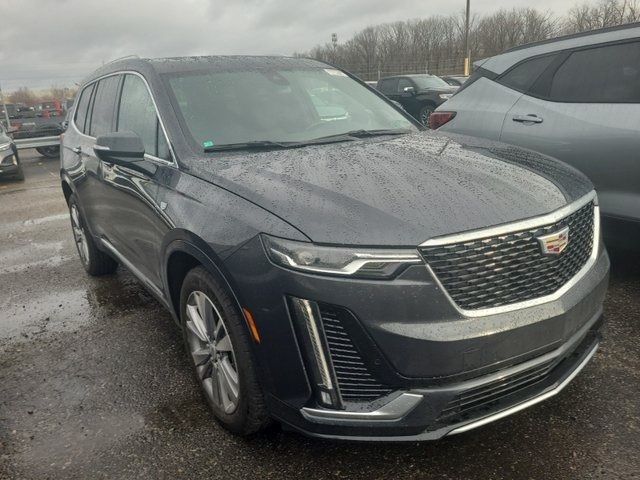 2023 Cadillac XT6 Premium Luxury