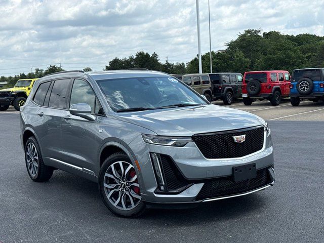 2023 Cadillac XT6 Sport