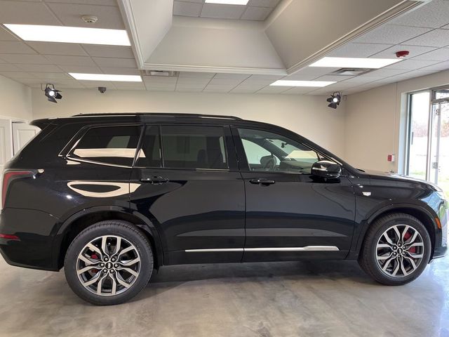2023 Cadillac XT6 Sport
