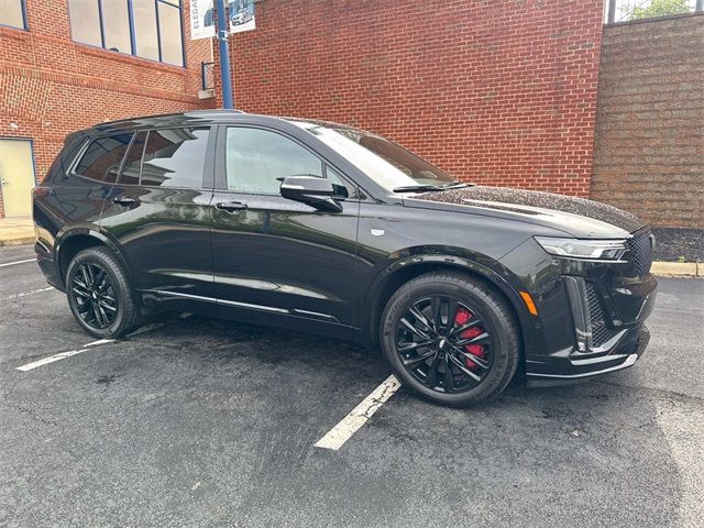 2023 Cadillac XT6 Sport
