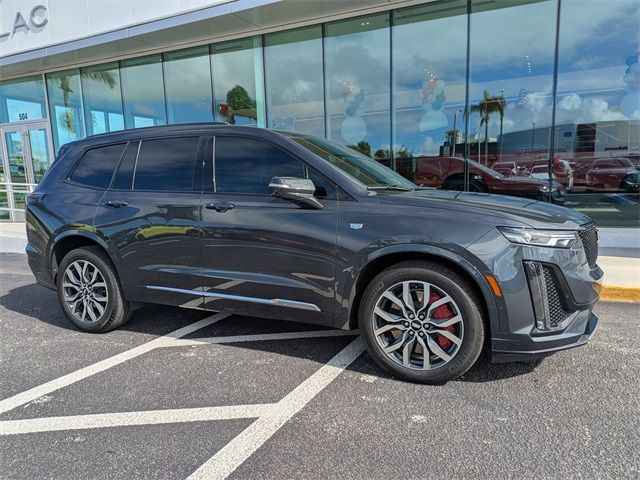 2023 Cadillac XT6 Sport
