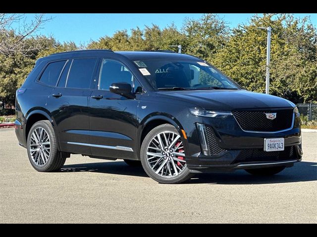 2023 Cadillac XT6 Sport