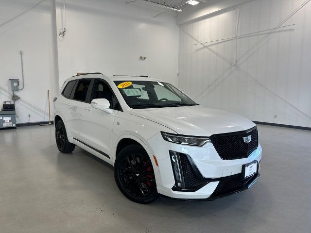 2023 Cadillac XT6 Sport