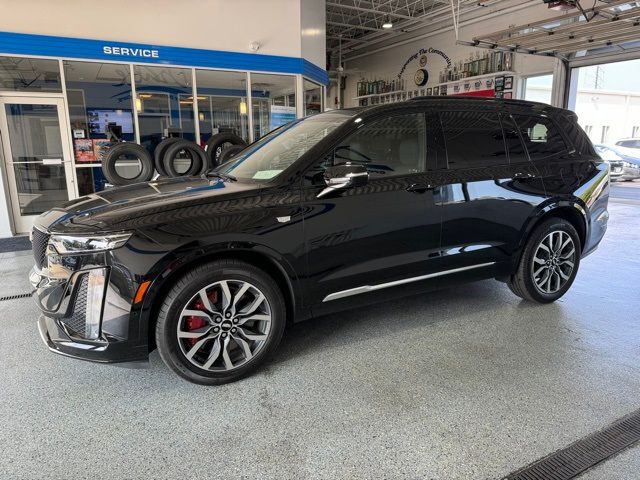 2023 Cadillac XT6 Sport