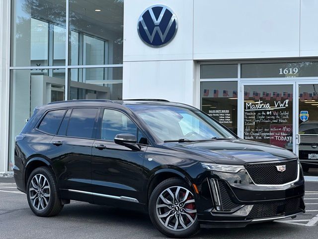 2023 Cadillac XT6 Sport