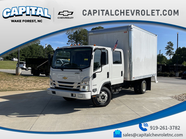 2023 Chevrolet 3500 LCF Gas Base