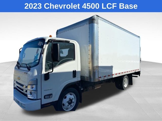 2023 Chevrolet 4500 LCF Gas Base