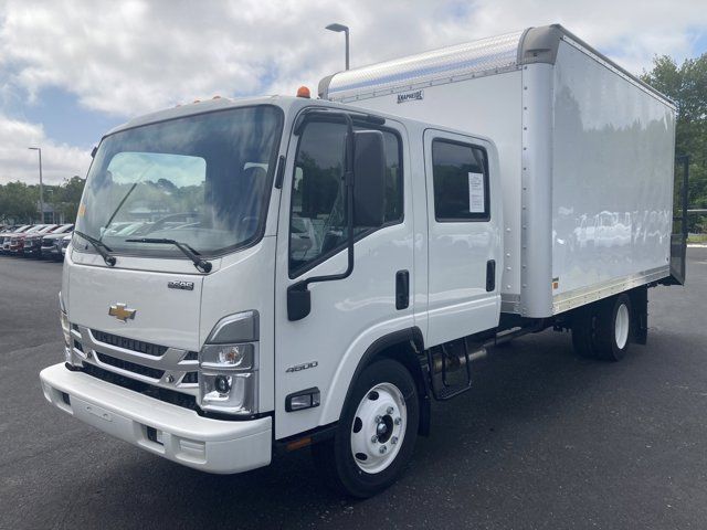 2023 Chevrolet 4500 LCF Gas Base