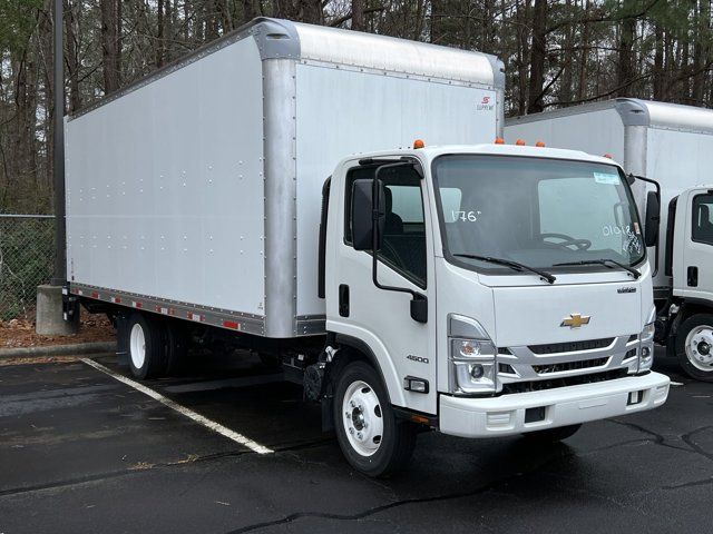 2023 Chevrolet 4500 LCF Gas Base