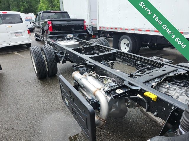 2023 Chevrolet 5500XD LCF Diesel Base
