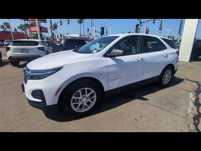 2023 Chevrolet Equinox LS