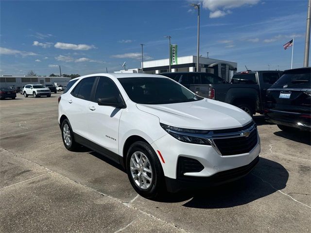 2023 Chevrolet Equinox LS