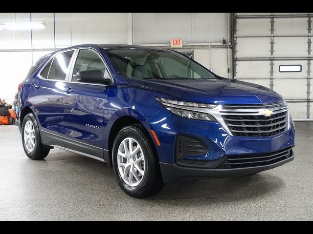 2023 Chevrolet Equinox LS