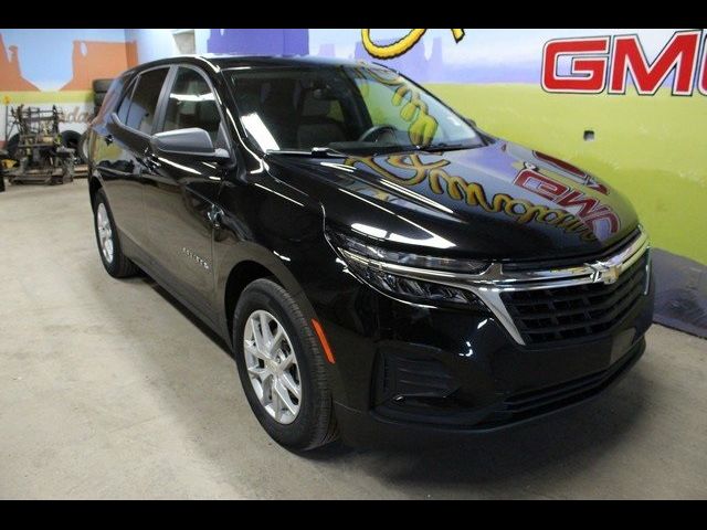 2023 Chevrolet Equinox LS