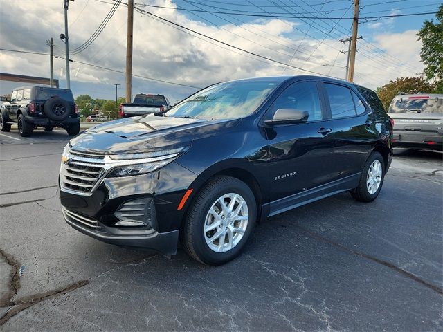 2023 Chevrolet Equinox LS