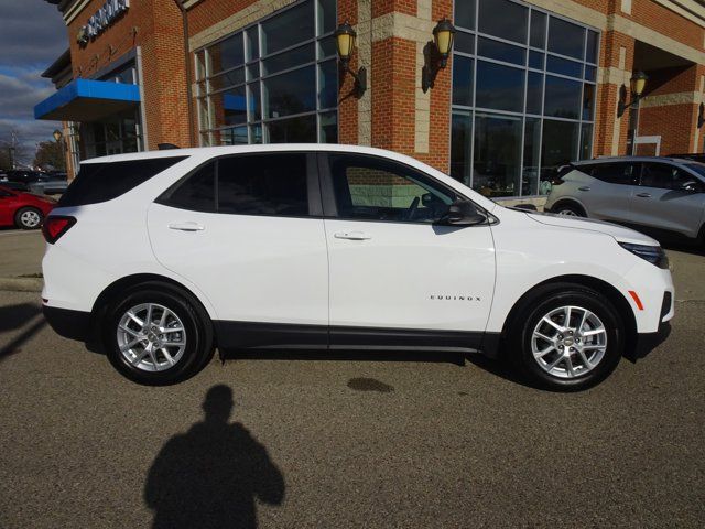 2023 Chevrolet Equinox LS