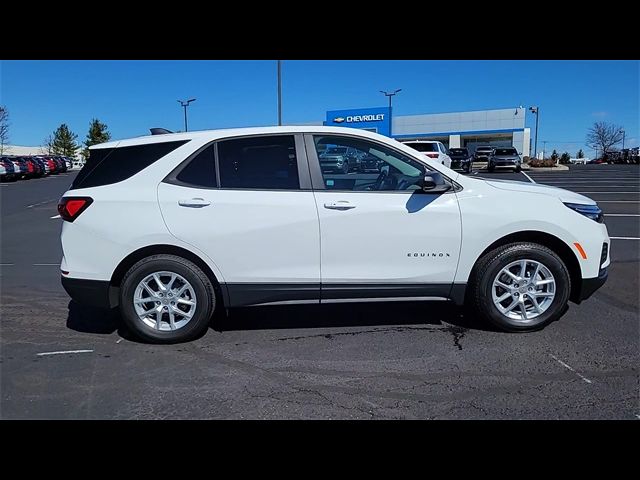 2023 Chevrolet Equinox LS