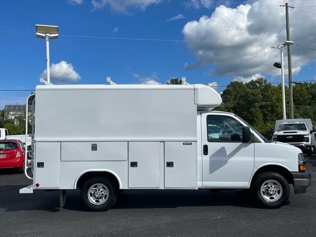 2023 Chevrolet Express Base