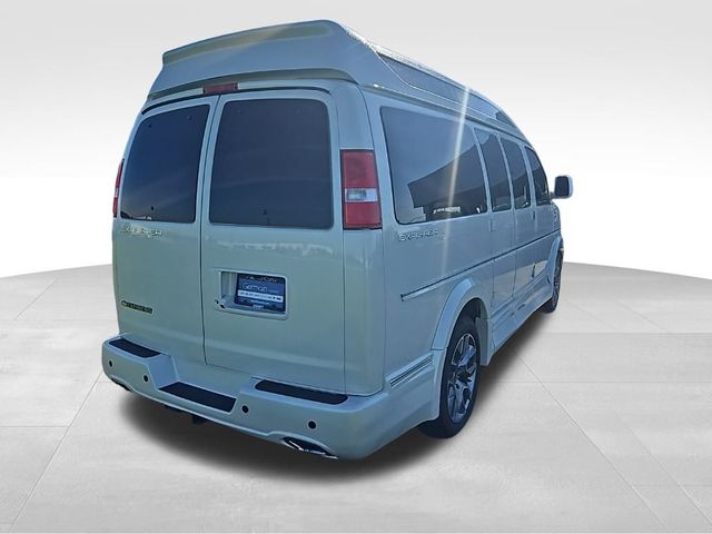 2023 Chevrolet Express Base