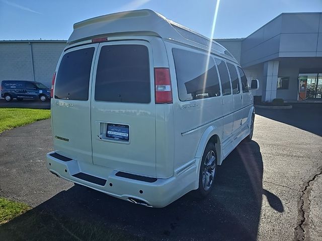 2023 Chevrolet Express Base