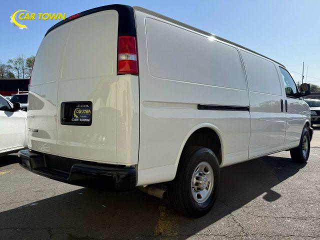 2023 Chevrolet Express Base