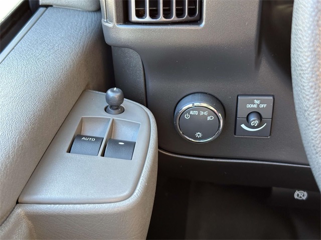 Vehicle image 19 of 29