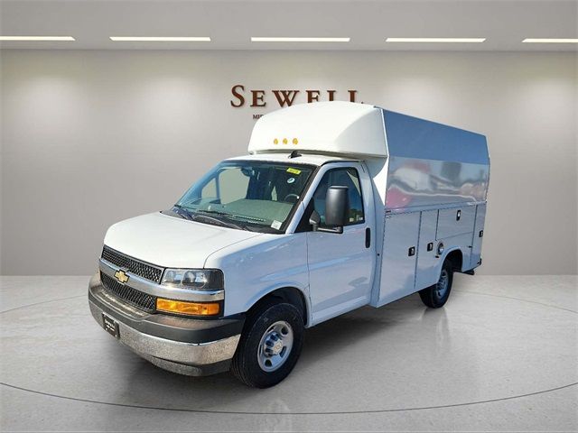 2023 Chevrolet Express Base