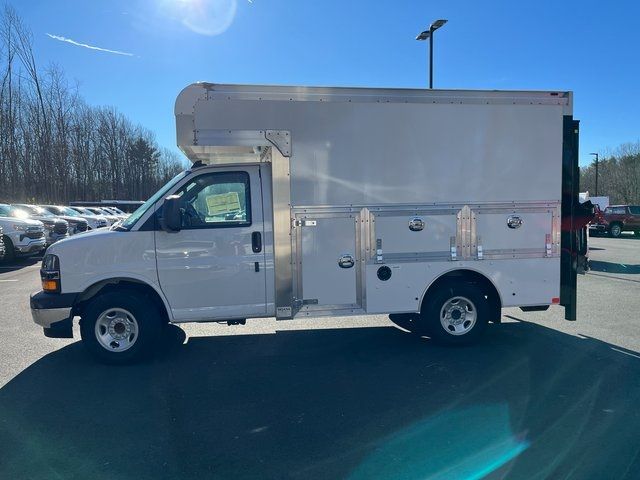 2023 Chevrolet Express Base