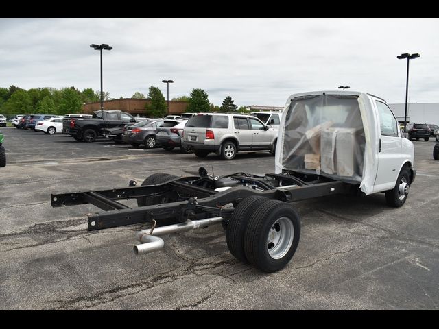 2023 Chevrolet Express Base