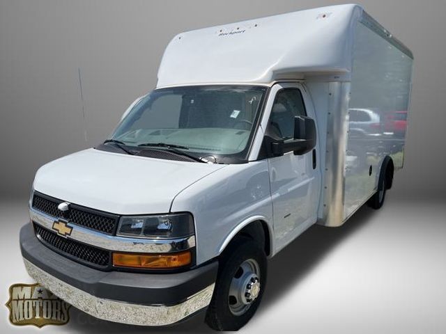 2023 Chevrolet Express Base