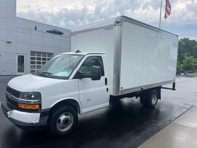 2023 Chevrolet Express Base