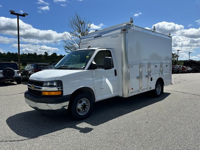 2023 Chevrolet Express Base