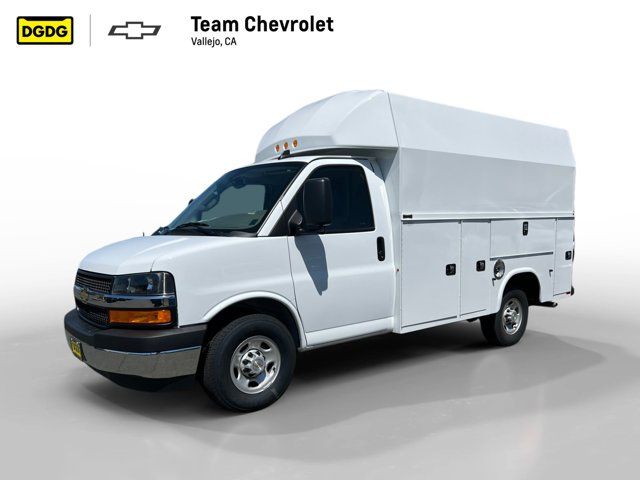 2023 Chevrolet Express Base