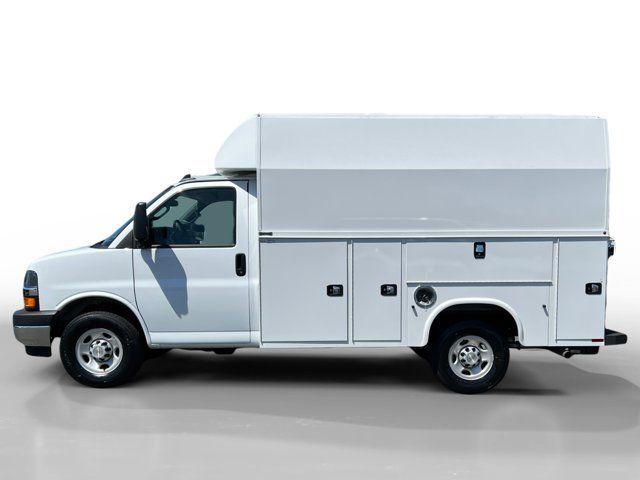 2023 Chevrolet Express Base