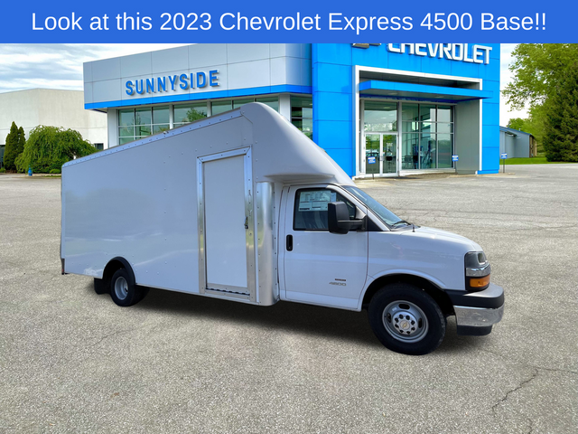 2023 Chevrolet Express Base