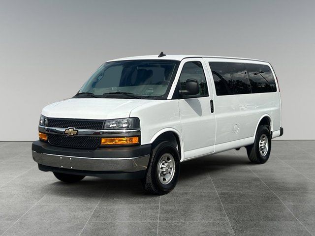 2023 Chevrolet Express LT