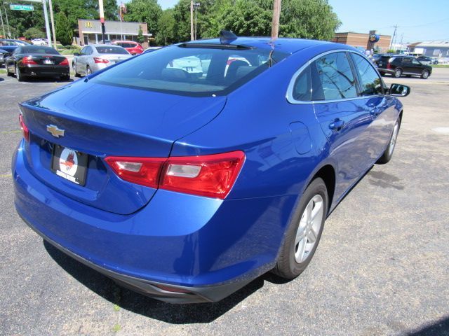 2023 Chevrolet Malibu LS
