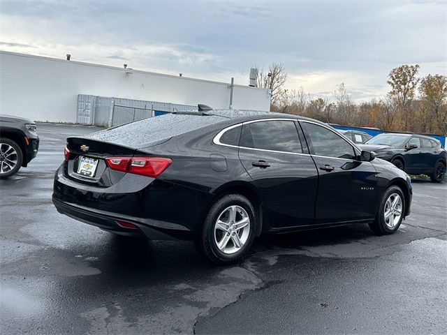 2023 Chevrolet Malibu LS