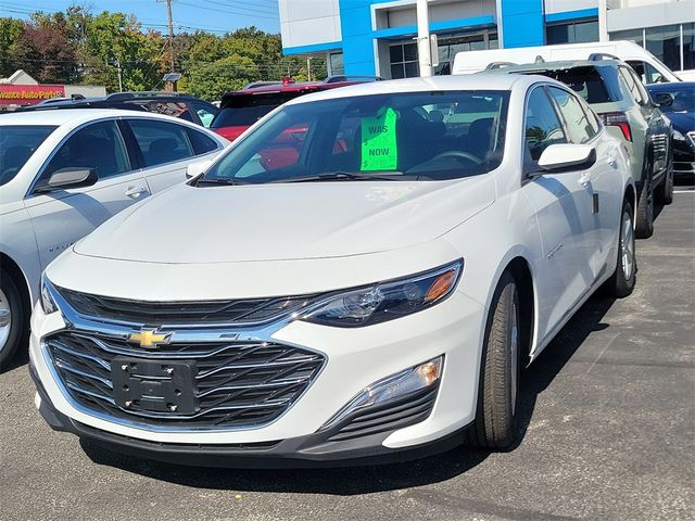 2023 Chevrolet Malibu LS