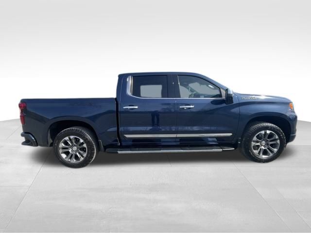 Vehicle image 7 of 28