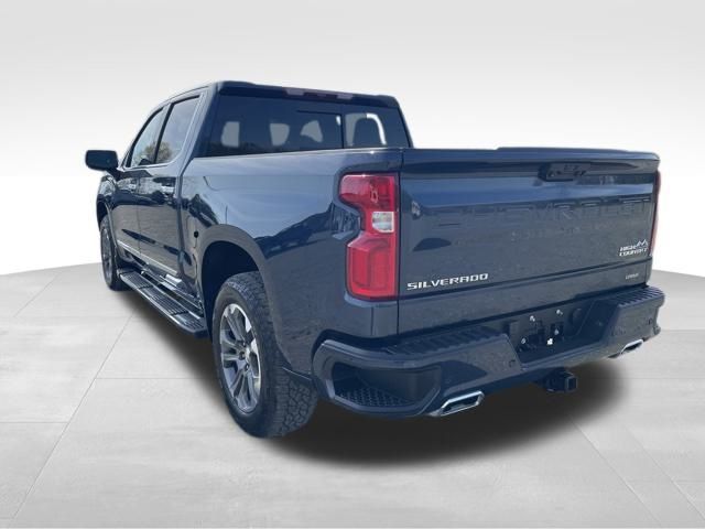 Vehicle image 8 of 28