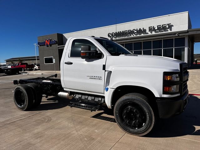 2023 Chevrolet Silverado MD LT