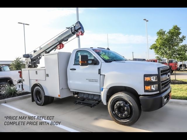 2023 Chevrolet Silverado MD LT